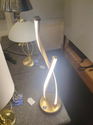 Tafellamp,Nieuw!!! beschikbaar voor biedingen