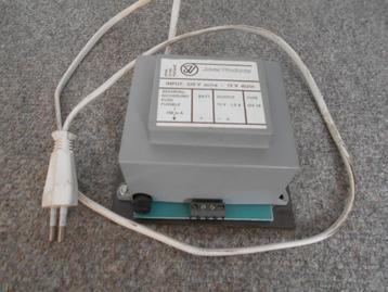 Caravantrafo 12 V =  beschikbaar voor biedingen