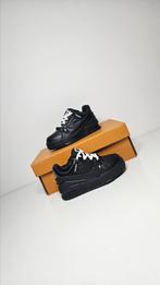 Louis Vuitton Sneakers - LV Kinderschoenen, Ophalen of Verzenden, Nieuw, Jongen of Meisje, Schoenen