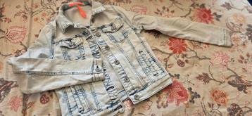 Stoer spijkerjasje maat 146-152 beschikbaar voor biedingen