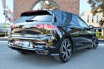 Volkswagen Golf 1.5 eTSI R-Line Achteruitrijcamera, 65 €/maand, 4 cilinders, 150 pk, Zwart