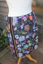 Rok zwart/ kleur Marccain mt N4 (m/40) Vaste prijs, Kleding | Dames, Maat 38/40 (M), Zwart, Ophalen of Verzenden, Zo goed als nieuw