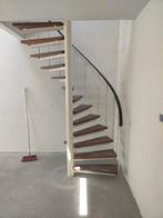 Trap wenteltrap draaitrap jaren 60/70, Doe-het-zelf en Verbouw, Ladders en Trappen, Ophalen, Gebruikt, 2 tot 4 meter