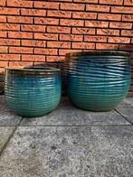 Twee mooie grote bloempotten voor buiten, Gebruikt, Rond, Tuin, Aardewerk