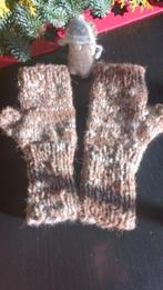 Alpaca set bruin/wit polswarmers en hoofdband, handgemaakt, Ophalen of Verzenden, Nieuw, Maat 38/40 (M), Handschoenen
