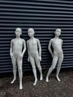 kinder paspoppen / mannequins, Ophalen