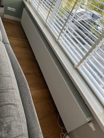 Radiator vasco lang beschikbaar voor biedingen