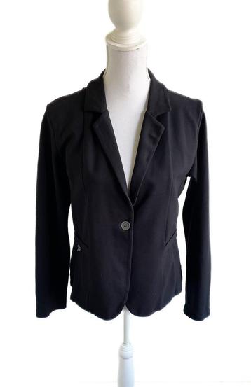 Mooi jasje van Juffrouw Jansen 40 beschikbaar voor biedingen