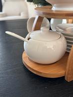 Compleet theeservies met 6 kop en schotel, suikerpot,, Huis en Inrichting, Keuken | Servies, Nieuw, Ophalen of Verzenden, Effen