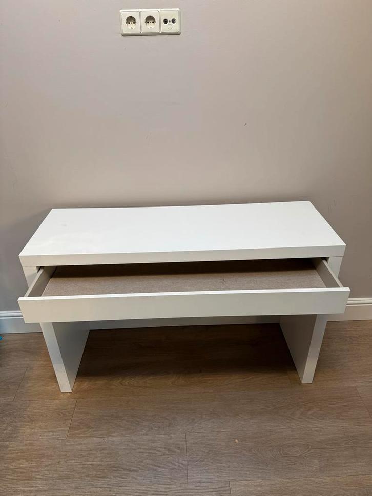 IKEA Malm toilettafel, Huis en Inrichting, Woonaccessoires | Wandplanken en Boekenplanken, Zo goed als nieuw, Ophalen