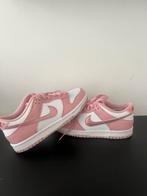Nike dunk low pink velvet | maat 38, Nike, Nieuw, Ophalen of Verzenden, Sneakers of Gympen