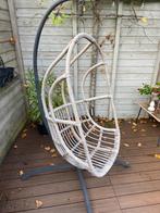 Hangstoel van rotan met frame, Ophalen, Gebruikt, Rotan, Inklapbaar