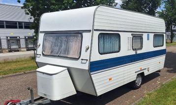 Knaus comfort  beschikbaar voor biedingen