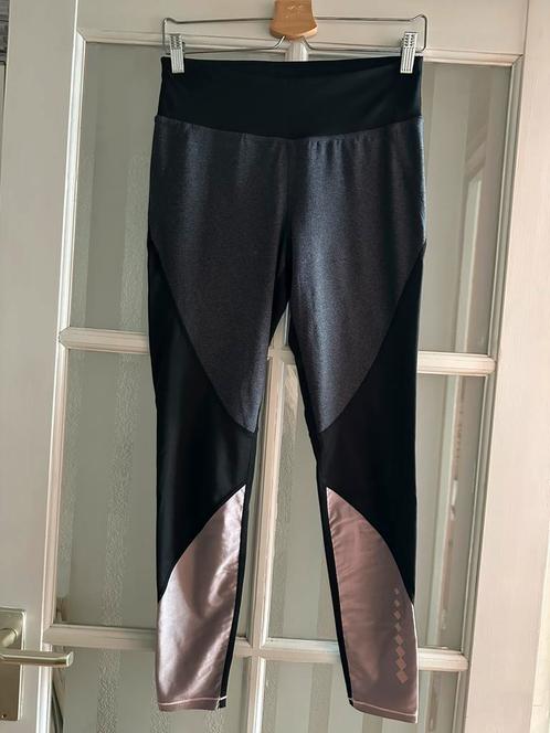Zwart met grijs en roze sportlegging H&M maat M, Kleding | Dames, Sportkleding, Gedragen, Fitness of Aerobics, Maat 38/40 (M)