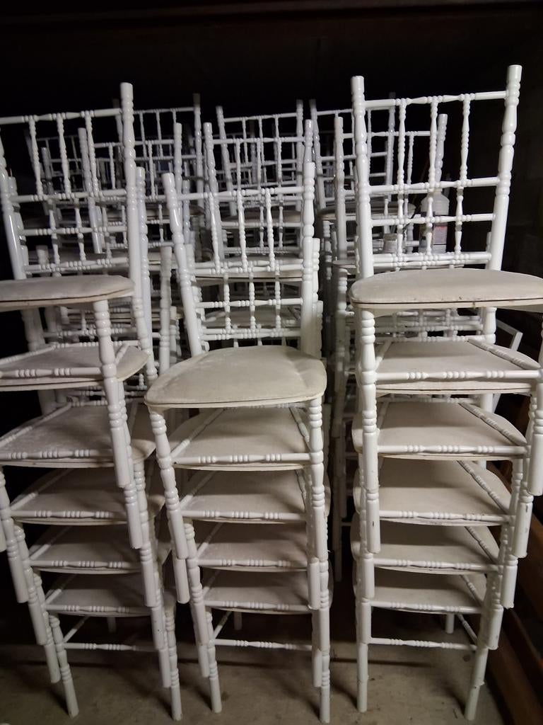 Napoleon stoelen te huur - €3 per stuk, Huis en Inrichting, Stoelen, Gebruikt, Ophalen of Verzenden, Stof, Vijf, Zes of meer stoelen