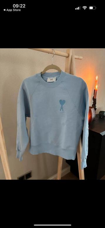 Ami Paris unisex sweater  beschikbaar voor biedingen