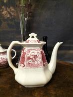 Antieke koffiepot Societe Ceramique Victoria., Ophalen