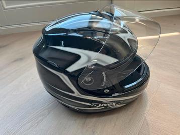 Uvex motorhelm beschikbaar voor biedingen