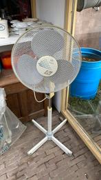 Staande ventilator, Witgoed en Apparatuur, Ventilatoren, Ophalen, Zo goed als nieuw, Statiefventilator