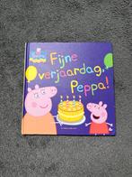 Fijne Verjaardag, Peppa! - Peppa Pig Boek, groot, Ophalen of Verzenden, Zo goed als nieuw, Sprookjes