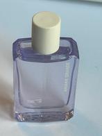Ariana Grande - god is a woman miniature 7,5ml parfum, Ophalen of Verzenden, Nieuw, Miniatuur, Gevuld