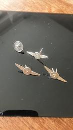 4 speldjes pins vliegerinsignes, Ophalen of Verzenden, Gebruikt, Overige onderwerpen, Speldje of Pin
