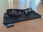 Oakley Valve Black Irridium zonnebril, Sieraden, Tassen en Uiterlijk, Zonnebrillen en Brillen | Heren, Zonnebril, Zwart, Ophalen of Verzenden