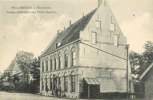 (379-193-041) Willemstad Hospitaal, Verzamelen, Ansichtkaarten | Nederland, Noord-Brabant, Verzenden