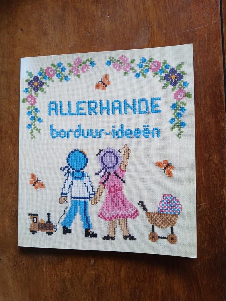 WD015 Allerhande borduur-ideeën - In goede staat, Ophalen of Verzenden