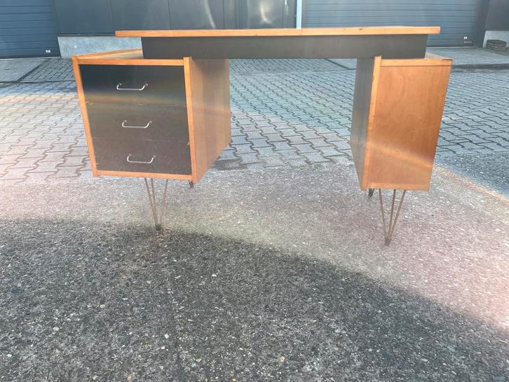 Vintage Bureau 3 Lades Pastoe Braakman jaren 60 €245, Huis en Inrichting, Bureaus, Gebruikt, Bureau, Ophalen of Verzenden