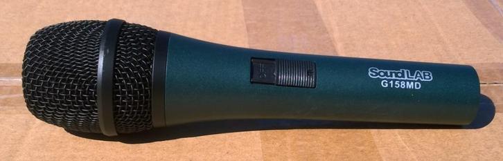 Microfoon voor zang, met snoer, Muziek en Instrumenten, Microfoons, Zo goed als nieuw, Zangmicrofoon, Ophalen of Verzenden