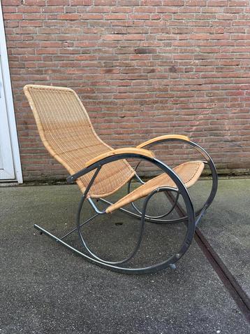 Vintage rocking chair -ca70s beschikbaar voor biedingen