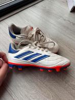 Voetbalschoenen Adidas copa pure maat 33, Ophalen of Verzenden, Zo goed als nieuw, Schoenen