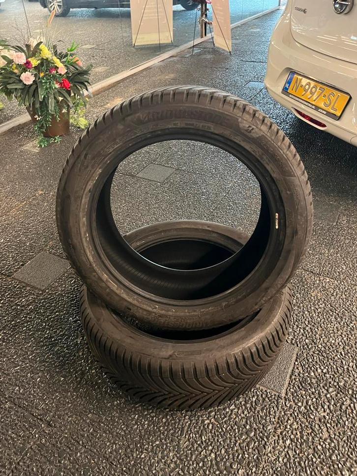 Bridgestone All Season Banden - Zo Goed Als Nieuw!, Auto-onderdelen, Banden en Velgen, Band(en), All Season, Personenwagen, Gebruikt