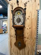 Antieke Friese Stoelklok met Beelden, Ophalen