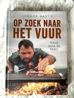 Op zoek naar het vuur - Lennox Hastie - 9789059568884, Ophalen of Verzenden, Zo goed als nieuw