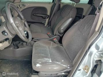 Interieur Chrysler Pt Cruiser beschikbaar voor biedingen