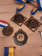 11 medailles, Overige materialen, Ophalen of Verzenden