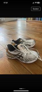 Asics gel kayano 14 silver white maat 42, Sport en Fitness, Loopsport en Atletiek, Hardloopschoenen, Ophalen of Verzenden, Zo goed als nieuw