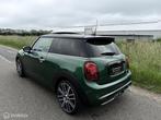 Mini Cooper S AUT 192PK / Yours / Pano / Harman / Leder, Auto's, Mini, 1998 cc, Gebruikt, 4 stoelen, Adaptive Cruise Control
