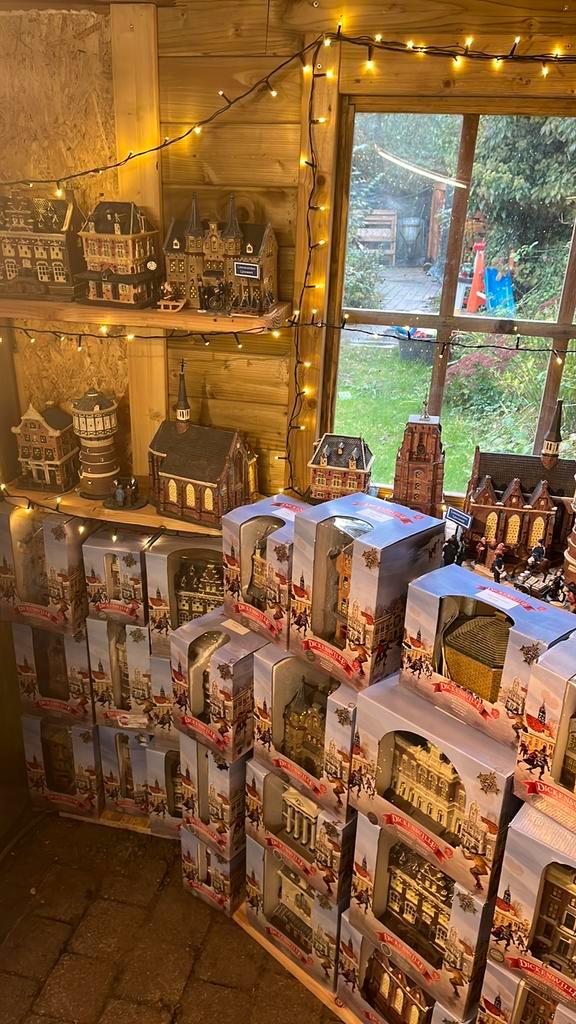 Kersthuisjes Dickensville Elfsteden, Diversen, Kerst, Zo goed als nieuw, Ophalen of Verzenden