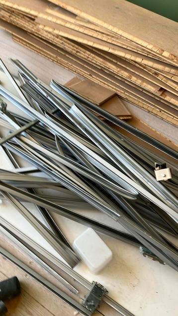 aluminium rails beschikbaar voor biedingen