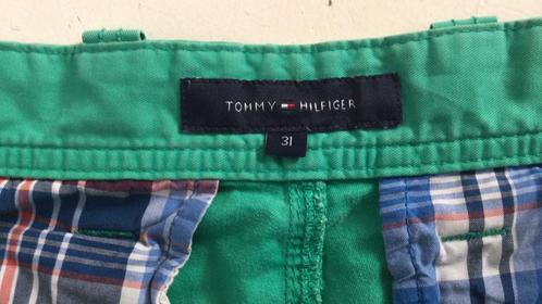 Tommy hilfiger korte broek maat 31, nette staat, Kleding | Heren, Broeken en Pantalons, Gedragen, Maat 46 (S) of kleiner, Groen