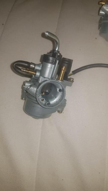 Carburateurs, 1 elek choke 1 niet beide 17,5mm  beschikbaar voor biedingen
