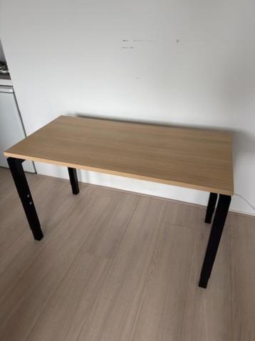 Bureau beschikbaar voor biedingen