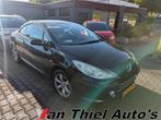 Peugeot 307 CC 2.0-16V leder airco, Auto's, Voorwielaandrijving, 4 cilinders, Cabriolet, 4 stoelen