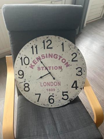 Wandklok Kensington Station 60cm beschikbaar voor biedingen