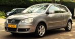 Volkswagen Polo 1.4-16V Comfortline MET AIRCO, ELEC. RAMEN,, Voorwielaandrijving, Stof, Gebruikt, 4 cilinders