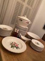 Frans porseleinen servies met roosjes Luneville, Antiek en Kunst, Ophalen of Verzenden