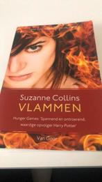 Suzanne Collins - Vlammen, Suzanne Collins, Ophalen of Verzenden, Zo goed als nieuw, Nederland